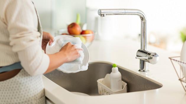 毎日使ってる”食器洗い洗剤”、本当にそれで良い？